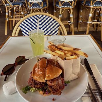 Fete - Chicken Sandwich with Fries - New American Near Me - Honolulu, Hawaii Fete - Chicken Sandwich with Fries - New American Near Me - Honolulu, Hawaii
