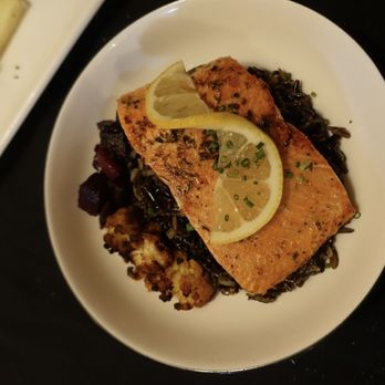 Salmon n' Bannock - Canadian (New) Near Me - Vancouver, British Columbia