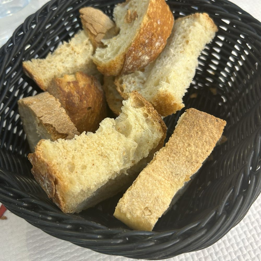 Chez Grand-Mère - Bread for the table - French Near Me - Lyon, 69