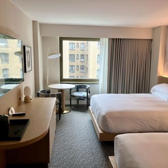 Kimpton Hotel Theta - Giant windows with no screens - Hotels Near Me - New York, New York