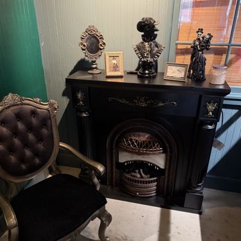 Parlor 13 - Spiritual Shop Near Me - San Fernando Valley, California Parlor 13 - Spiritual Shop Near Me - San Fernando Valley, California