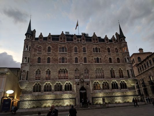 Casa Botines by null