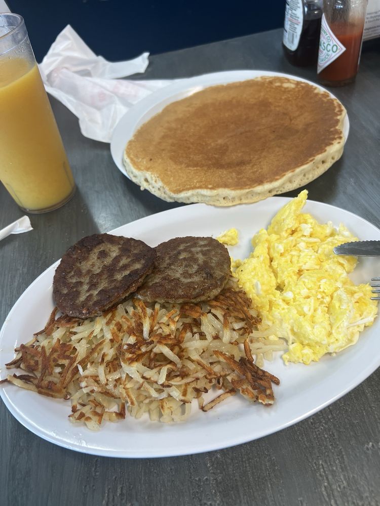 Littlefield’s Café