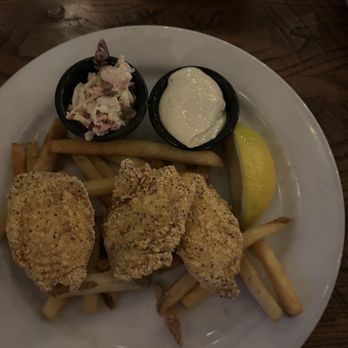Foster's Kitchen Waikoloa - Fish and Chips - American Near Me - Waikoloa, Hawaii