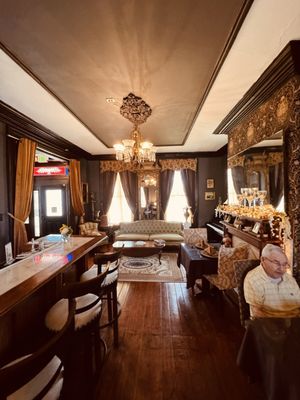 Elizabeth Esther Cafè by null