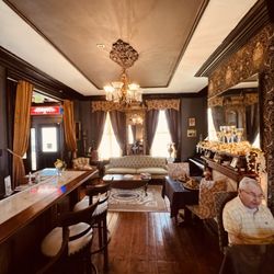 Elizabeth Esther Cafe