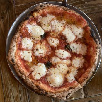 Aumm Aumm - Margherita Pizza - Wine Bars Near Me - North Bergen, New Jersey