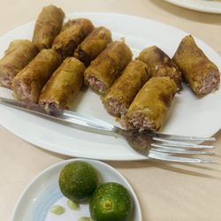 Ramon Lee's Panciteria - Lumpia shangai (GBD)