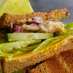 Spring Valley  Water Store - Chicken Sandwich