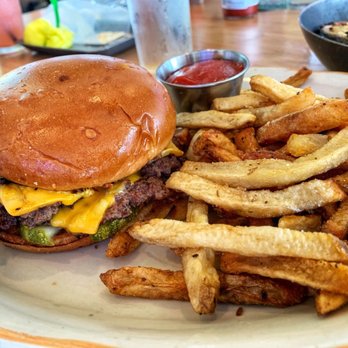 Pier 6 - Seafood Near Me - San Leon, Texas