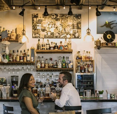 Bajo el Sol Gallery, Art Bar Cafe & Rum Shop by null