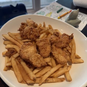Bluewater Waterfront Grill - Kids fish and chips - Seafood Near Me - Wrightsville Beach, North Carolina Bluewater Waterfront Grill - Kids fish and chips - Seafood Near Me - Wrightsville Beach, North Carolina