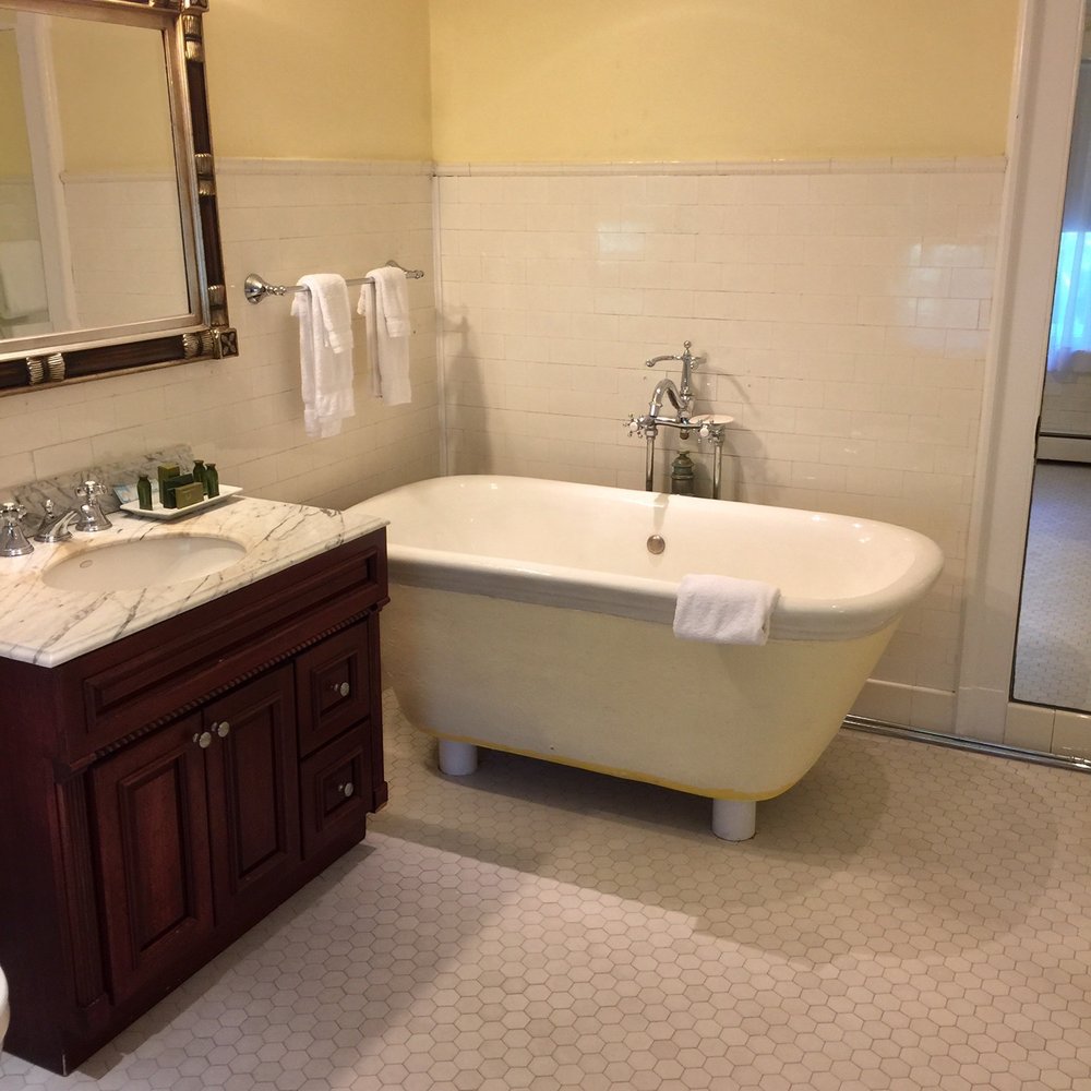 The Copper Beech Inn - Love the tub! - Bed & Breakfast Near Me - Ivoryton, Connecticut The Copper Beech Inn - Love the tub! - Bed & Breakfast Near Me - Ivoryton, Connecticut