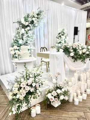 Blooming VIP Restaurant by null