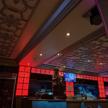 Bombay Darbar - Bar area - Indian Near Me - Miami, Florida