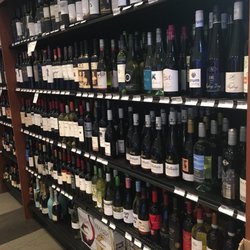 Large selection of wine (1)