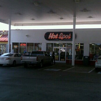Hot Spot - cars parked in front of a hot spot - Convenience Stores Near Me - Greer, South Carolina Hot Spot - cars parked in front of a hot spot - Convenience Stores Near Me - Greer, South Carolina