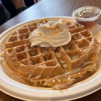 Breezeway Cafe - Churro waffle - Breakfast & Brunch Near Me - Pismo Beach, California
