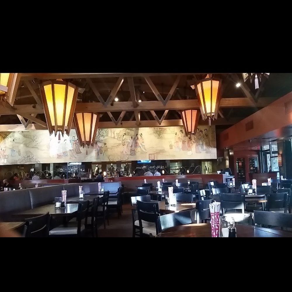 P.F. Chang's - Chinese Near Me - Hackensack, New Jersey
