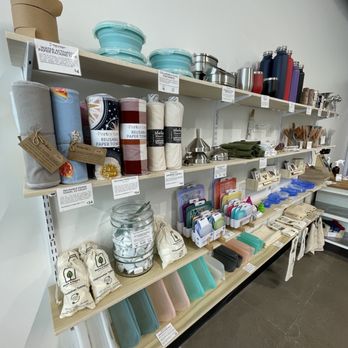 Mama & Hapa's Zero Waste Shop - not only dispensers but also non-liquid items too - Cosmetics & Beauty Supply Near Me - Beaverton, Oregon Mama & Hapa's Zero Waste Shop - not only dispensers but also non-liquid items too - Cosmetics & Beauty Supply Near Me - Beaverton, Oregon