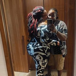 Creative Connection Travel - Getting ready for dinner