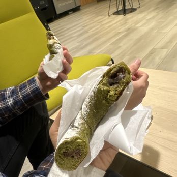 WA-BAGEL - Matcha red bean walnut - Bagels Near Me - Vancouver, British Columbia WA-BAGEL - Matcha red bean walnut - Bagels Near Me - Vancouver, British Columbia