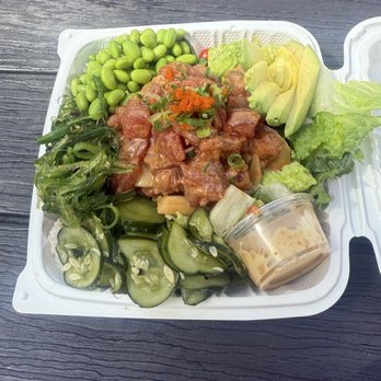 Amy's Shrimp And Poke Shack - 1/2 salad, 1/2 rice ahi tuna with spicy and shoyu - Poke Near Me - Honolulu, Hawaii Amy's Shrimp And Poke Shack - 1/2 salad, 1/2 rice ahi tuna with spicy and shoyu - Poke Near Me - Honolulu, Hawaii