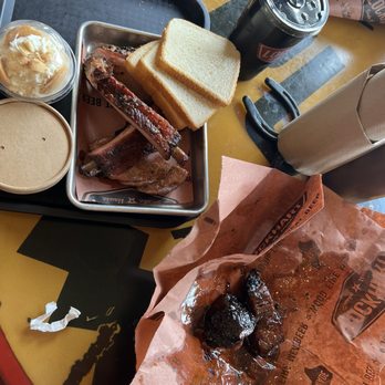 Lockhart Smokehouse - Barbeque Near Me - Dallas, Texas