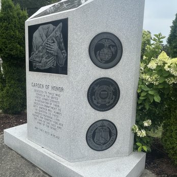 The Gardens At Gethsemane - Garden of Honor for veterans - Funeral Services & Cemeteries Near Me - Boston, Massachusetts