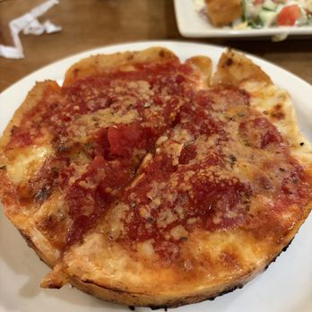 Lou Malnati's Pizzeria - Pizza Near Me - Chicago, Illinois Lou Malnati's Pizzeria - Pizza Near Me - Chicago, Illinois