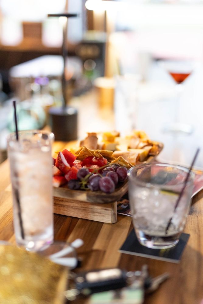 Jacksons Cozy Lounge