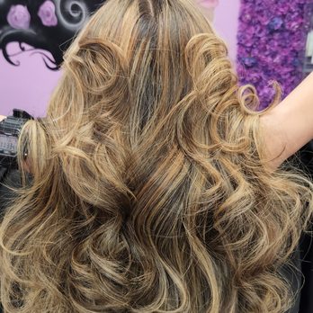 A Healthy Touch Hair Studio - Highlight and lowlights - Hair Salons Near Me - Jacksonville, Florida A Healthy Touch Hair Studio - Highlight and lowlights - Hair Salons Near Me - Jacksonville, Florida
