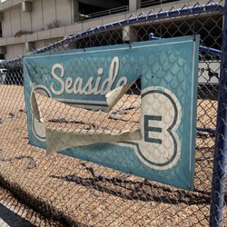 Seaside Way Dog Zone
