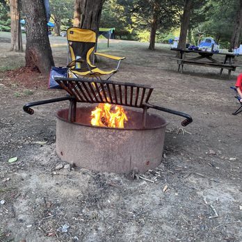 Rocky Neck State Park - picnic table, firepit - Parks Near Me - East Lyme, Connecticut