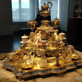 Residenzschloss - Definitely a tea set fit for the king - Museums Near Me - Dresden, SN