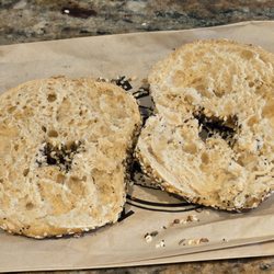 Busy Bee's Bagel & Bakery - Love the texture of the bagels!