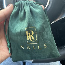 Small gift! Small gift!