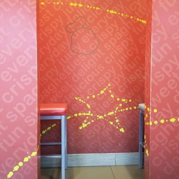 Jollibee - Fast Food Near Me - Skokie, Illinois Jollibee - Fast Food Near Me - Skokie, Illinois