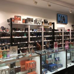Perfumania