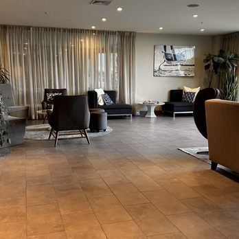 Wyndham Newport - Hotels Near Me - Middeltown, Rhode Island