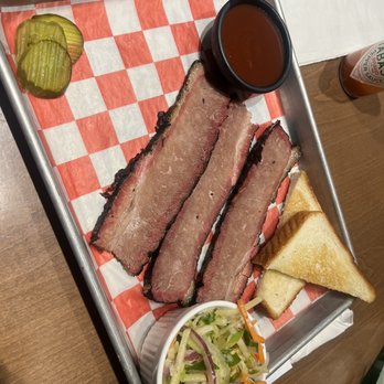 Hickory by Kent Rathbun - Beef brisket - Barbeque Near Me - Dallas, Texas Hickory by Kent Rathbun - Beef brisket - Barbeque Near Me - Dallas, Texas