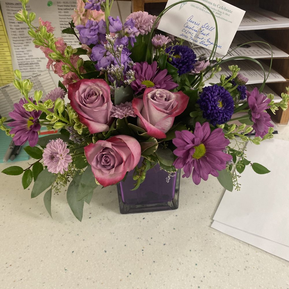 Flower arrangement delivered to my daughter at the CVUMC unit at CarolinaEast. Flower arrangement delivered to my daughter at the CVUMC unit at CarolinaEast.