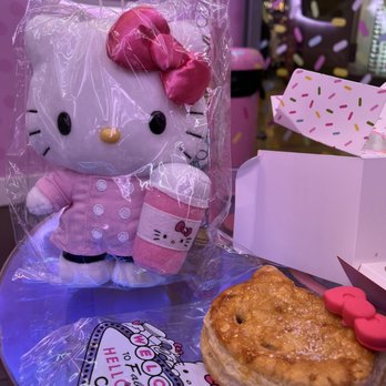 Hello Kitty Cafe - Themed Cafes Near Me - Las Vegas, Nevada
