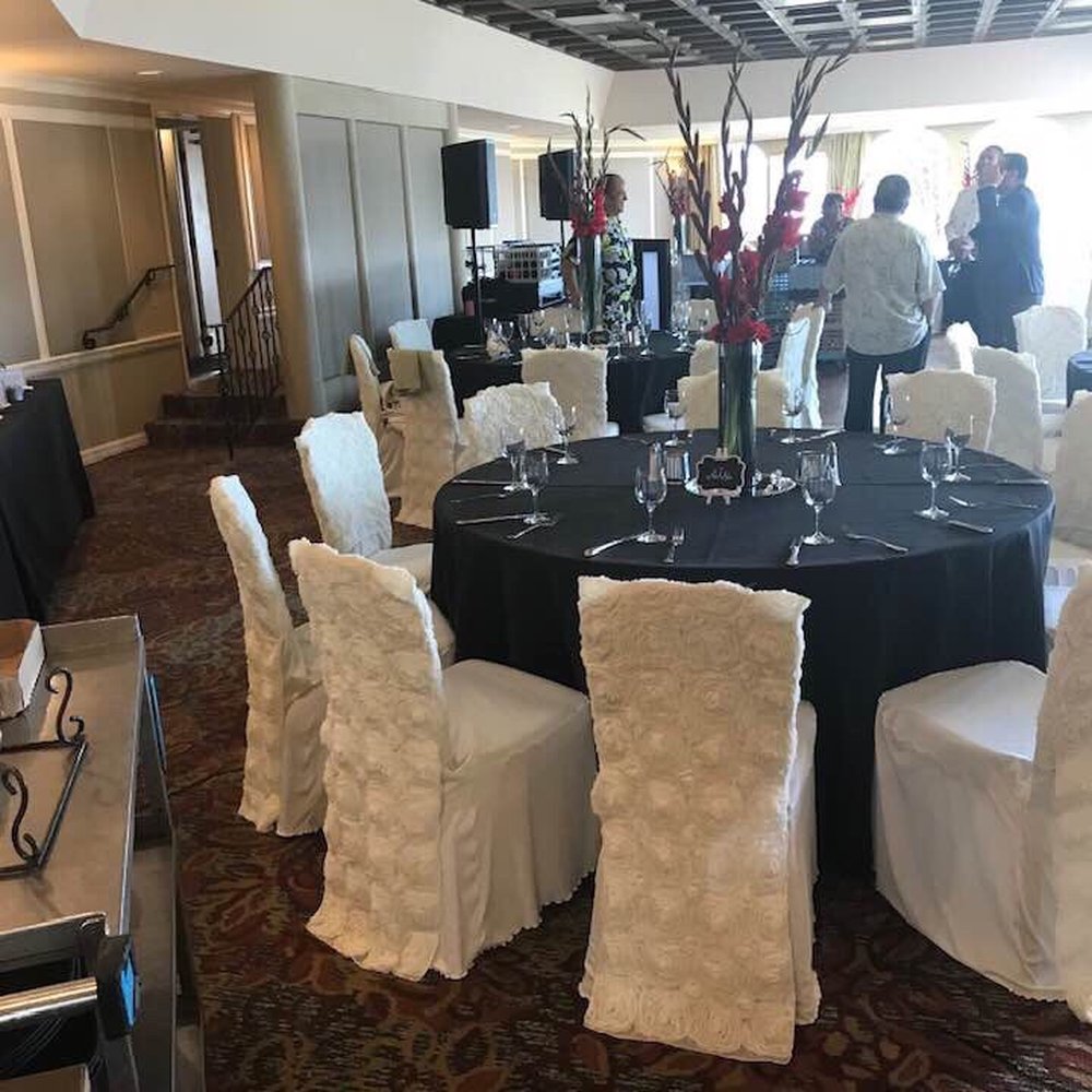 Time To Shine Events - Centerpiece arrangements on the reception table - Party & Event Planning Near Me Time To Shine Events - Centerpiece arrangements on the reception table - Party & Event Planning Near Me