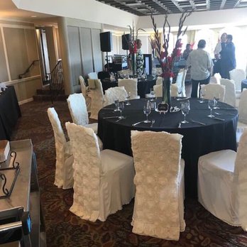Time To Shine Events - Centerpiece arrangements on the reception table - Party & Event Planning Near Me Time To Shine Events - Centerpiece arrangements on the reception table - Party & Event Planning Near Me