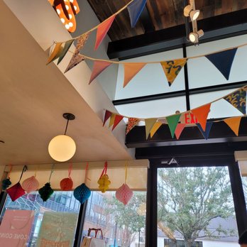 Jeni's Splendid Ice Creams - Ice Cream & Frozen Yogurt Near Me - Alpharetta, Georgia