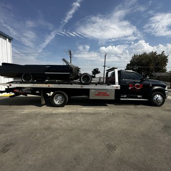 Gomez Towing - Towing Near Me Gomez Towing - Towing Near Me