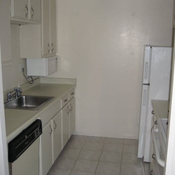 Kitt Apartments - kitchen - Apartments Near Me - San Francisco, California Kitt Apartments - kitchen - Apartments Near Me - San Francisco, California