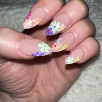 Ivy Nails - Nail Salons Near Me - Lynnwood, Washington