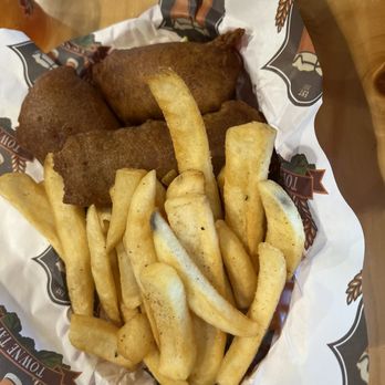 Towne Tap - Fish and chips - Beer Bar Near Me - Foley, Alabama